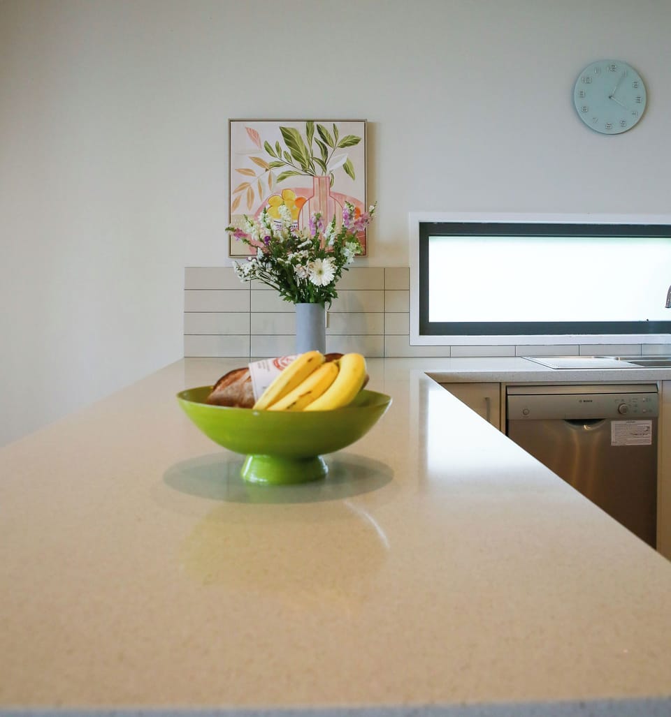 Ample bench space for meals + hungry mouths