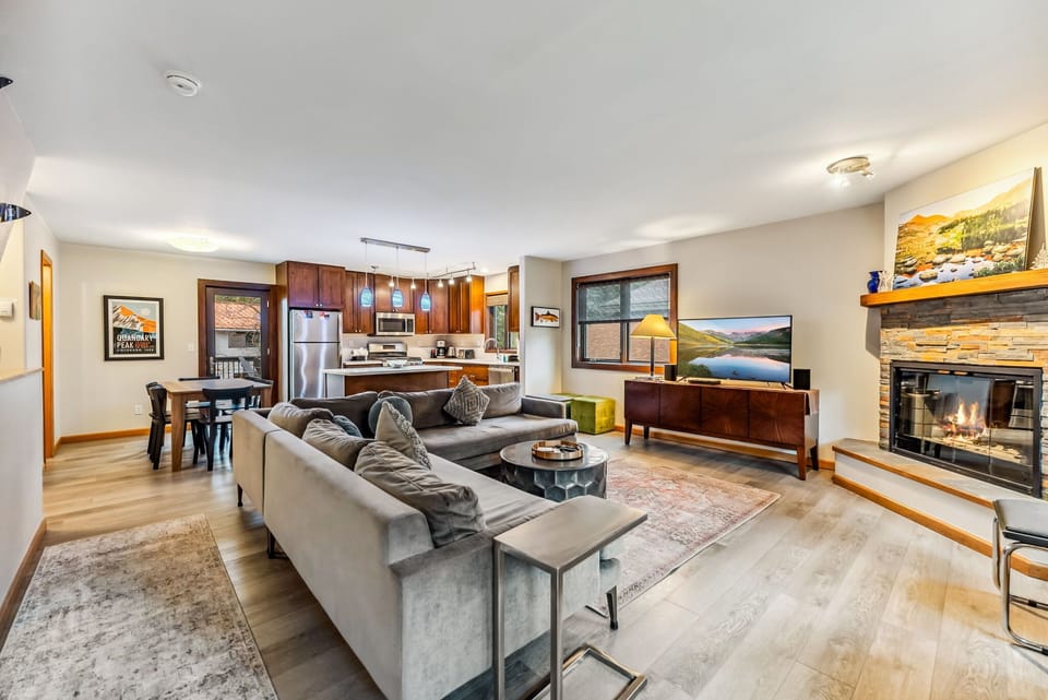 Main Floor: Open layout, living room, kitchen, dining room blends together
