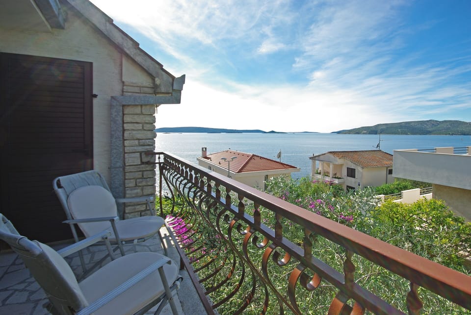 Balcony 1