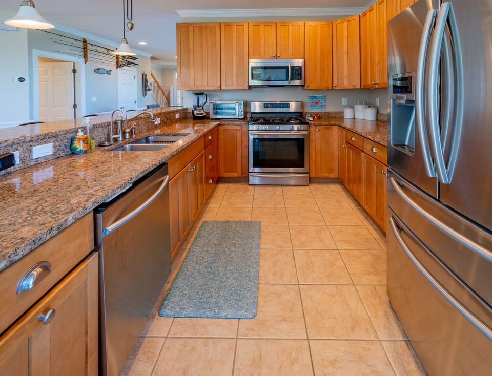 The Refuge. Near Fenwick Island, Ocean City, Bethany Beach. Kitchen.