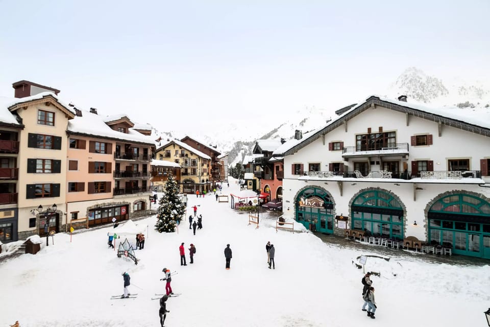 Snow and ski sports