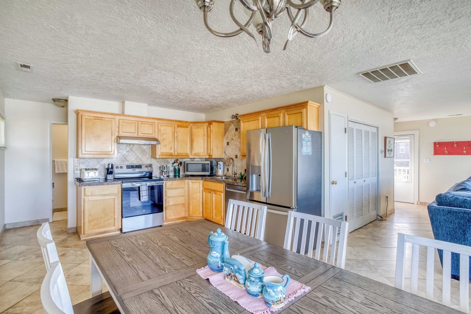 Kitchen/Dining