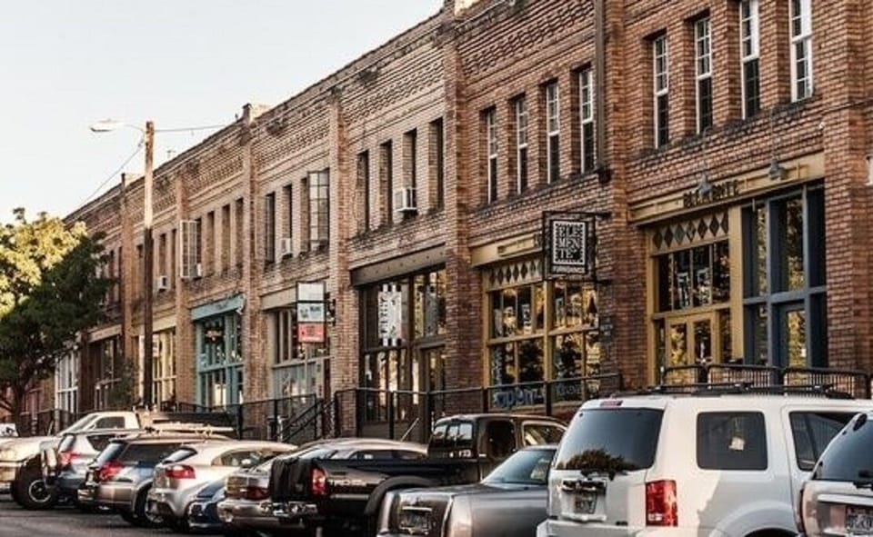 Pierpont Ave. art galleries, antique stores, urban architecture. (1-minute walk)