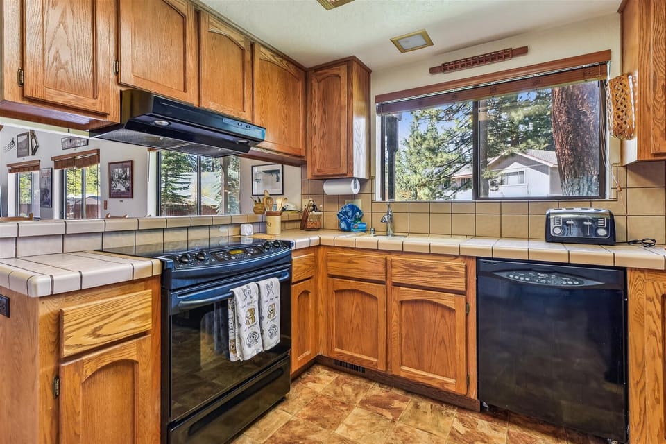 mainlevel-kitchen