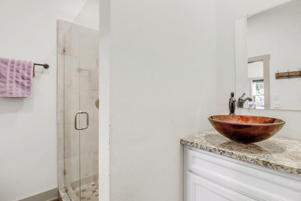 Refresh in your spa-inspired bathroom