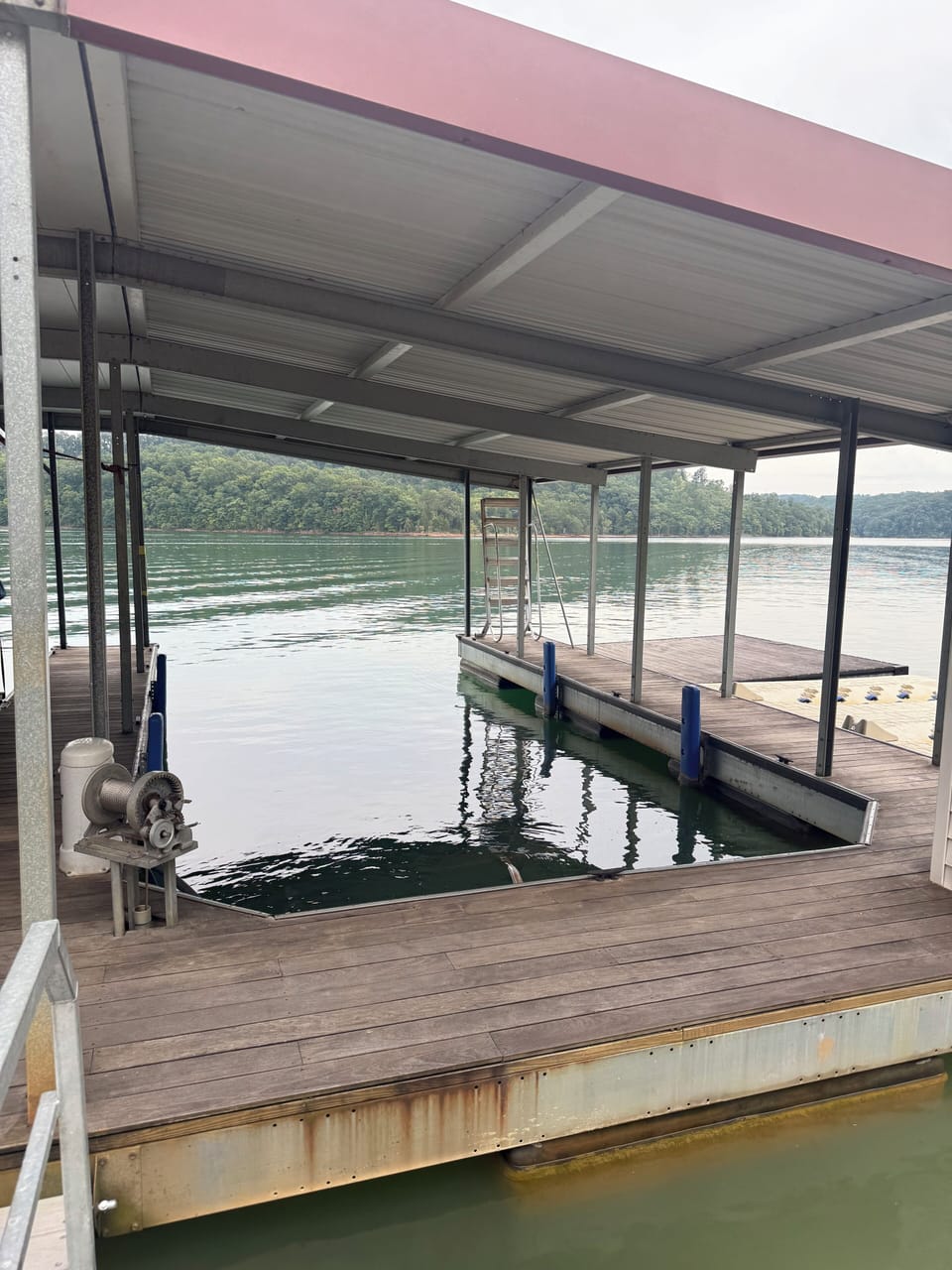 14’x30’ covered boat slip for guests use