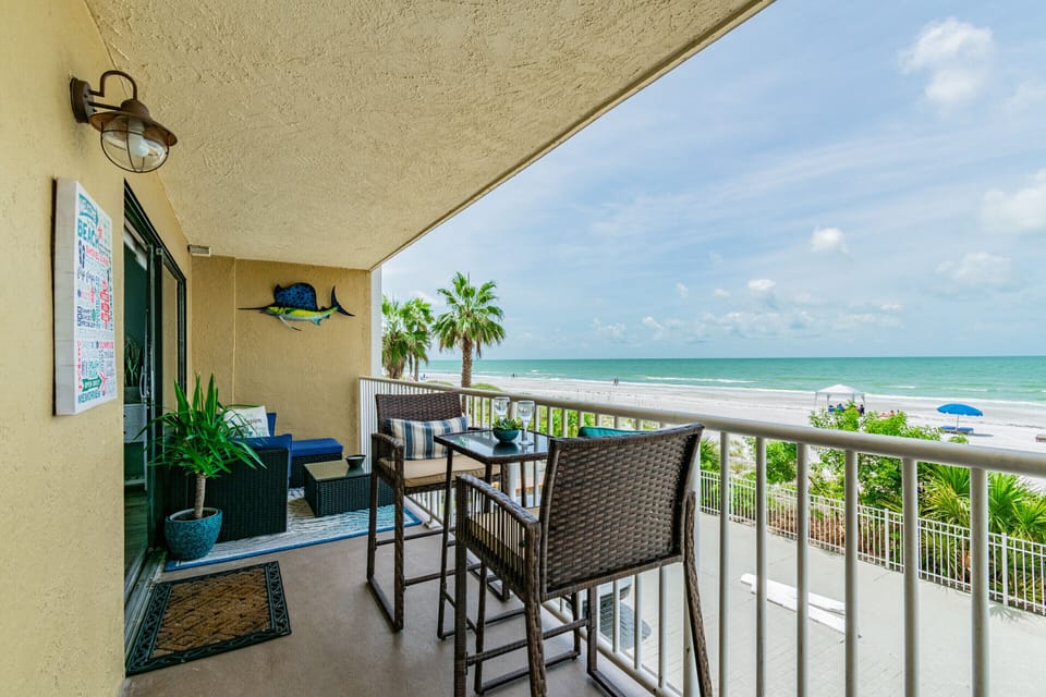 Unobstructed beach views and rolling waves