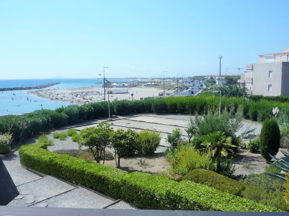 Beach/ocean view