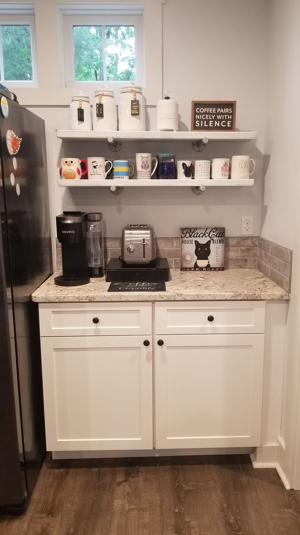 breakfast nook