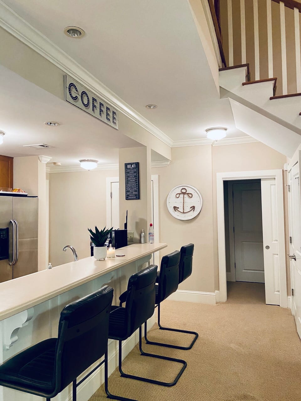 Kitchen Bar