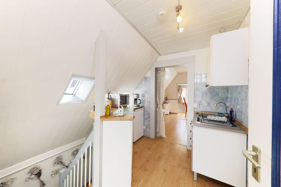70c1c482075bfc5f-43029-3ed5dc371a72cb8e1750595098