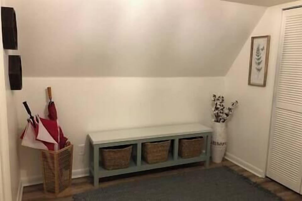 Entryway (2)