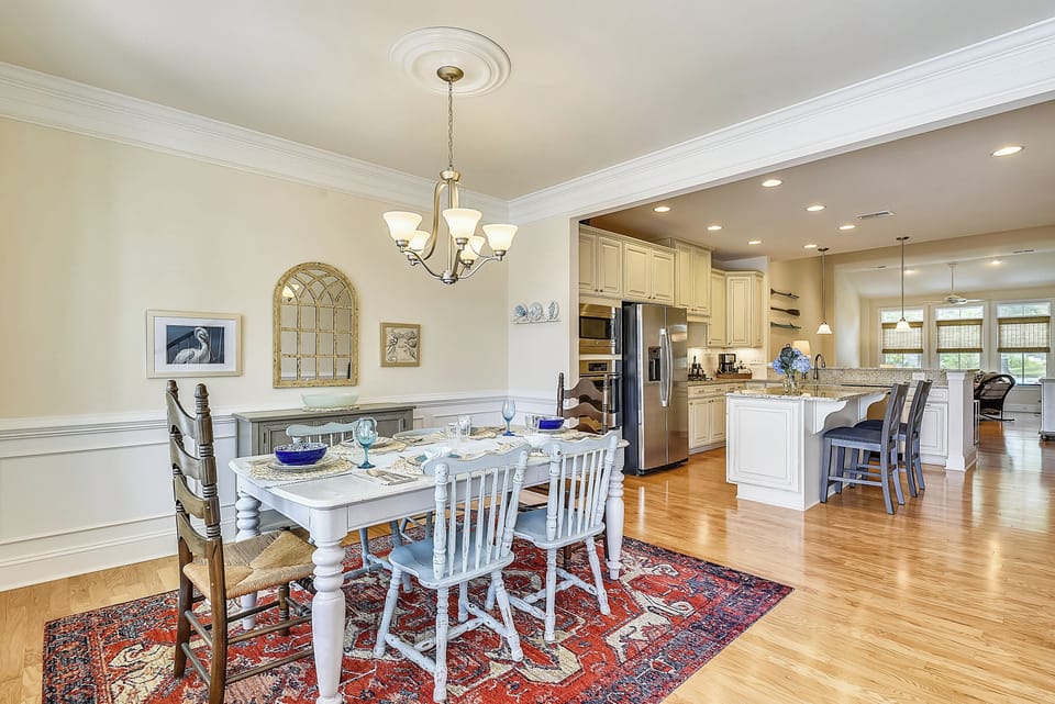 Main Level,Dining Area,
