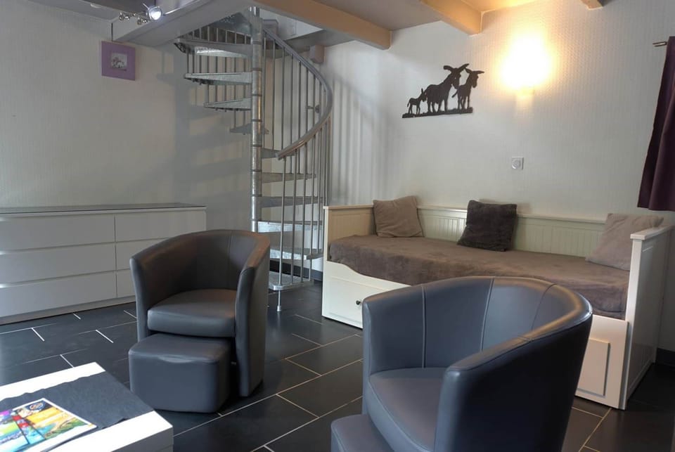 coin salon Ty vorn