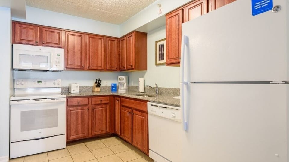 Club Wyndham Skyline Tower - 1 & 2 Bedroom with Amenities- 006.jpg