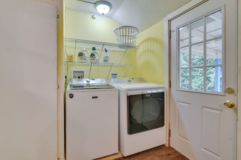 In-Unit Laundry | Washer & Dryer