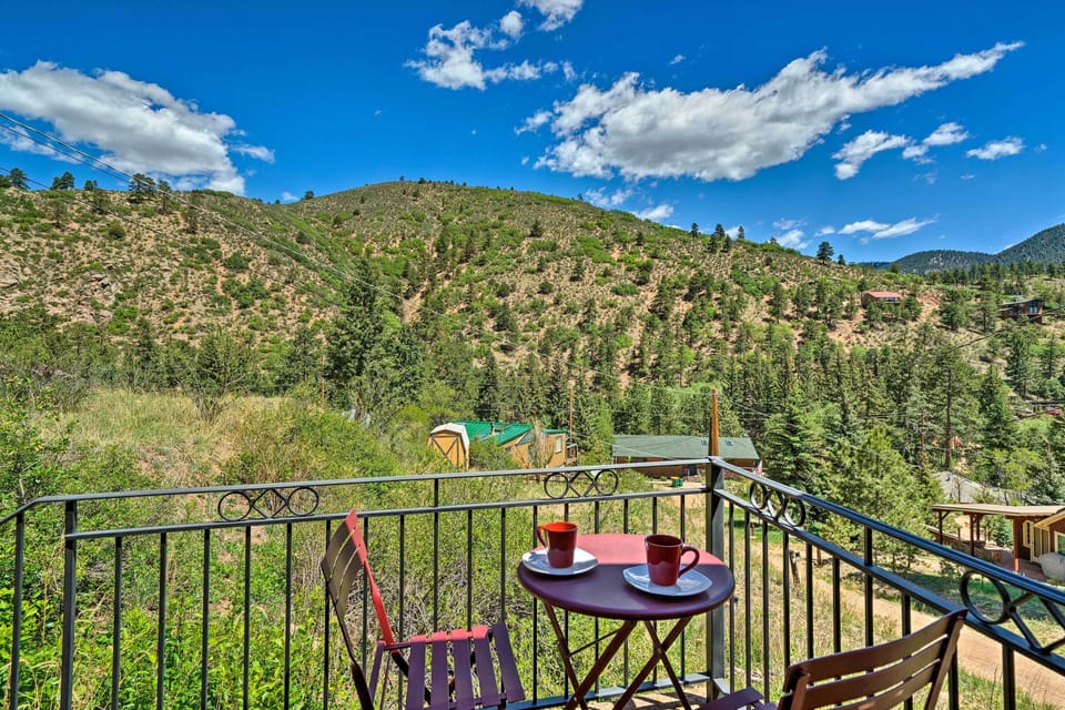 Green Mountain Falls Vacation Rental | 2BR | 2BA | 1,300 Sq Ft | Stairs Required
