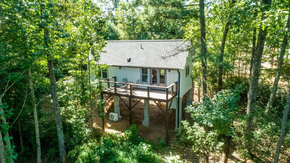 Tree Top Cottage