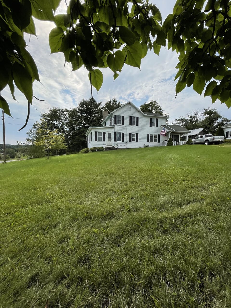 Large early 20th century farmhouse.  Site of Cokes Chapel Antiques abound
