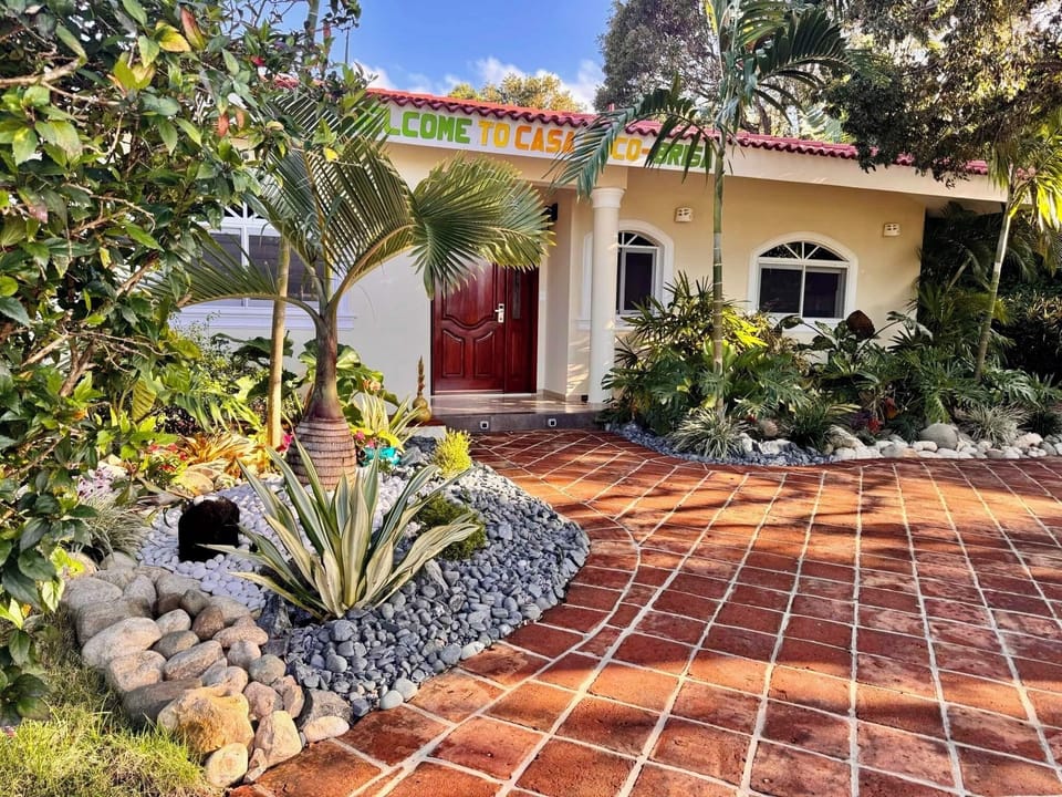 ✨CASA COCO-BRISA✨Premium 6 Master @ Casa Linda