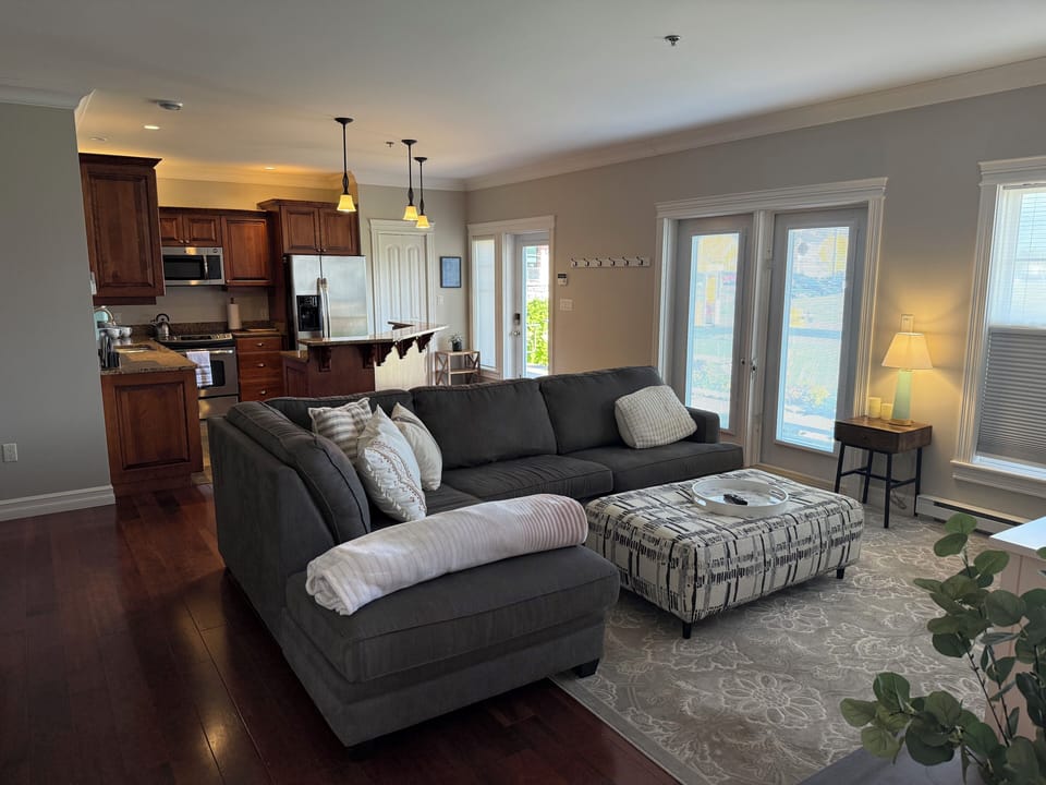 Living and kitchen