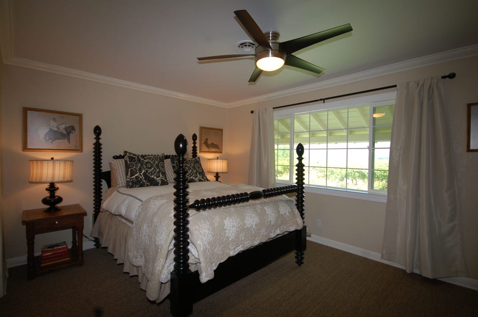 Queen bedroom.