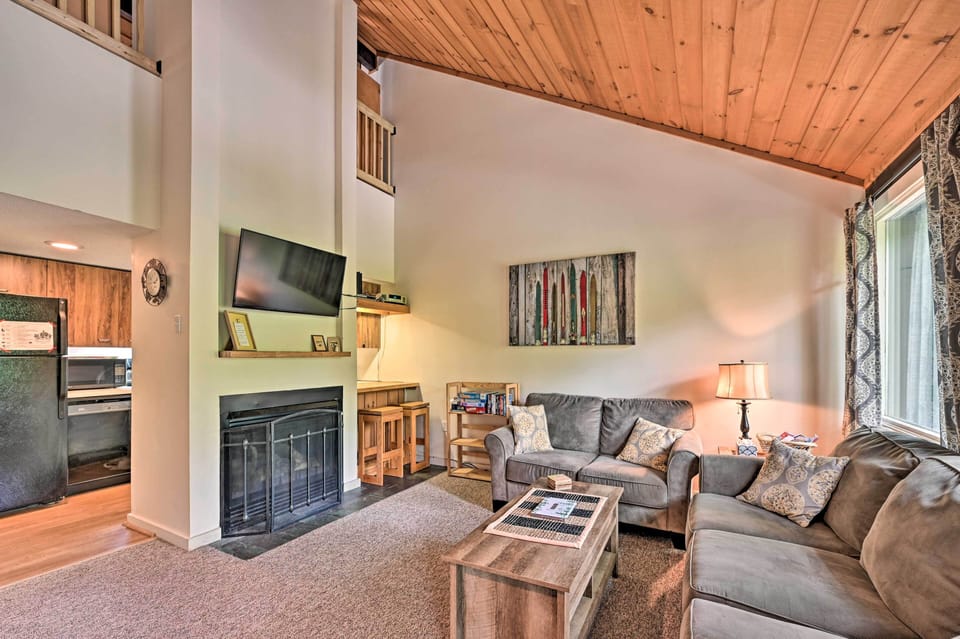 Living Room | Dining Table | Private Balcony