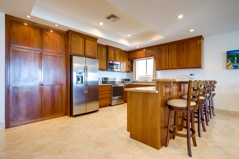 Kitchen is equipped with all you will need