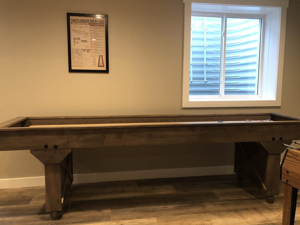 Custom shuffleboard table