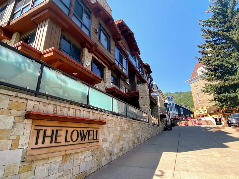 Lowell Condominium Plaza-leading to the mountain and lift access.