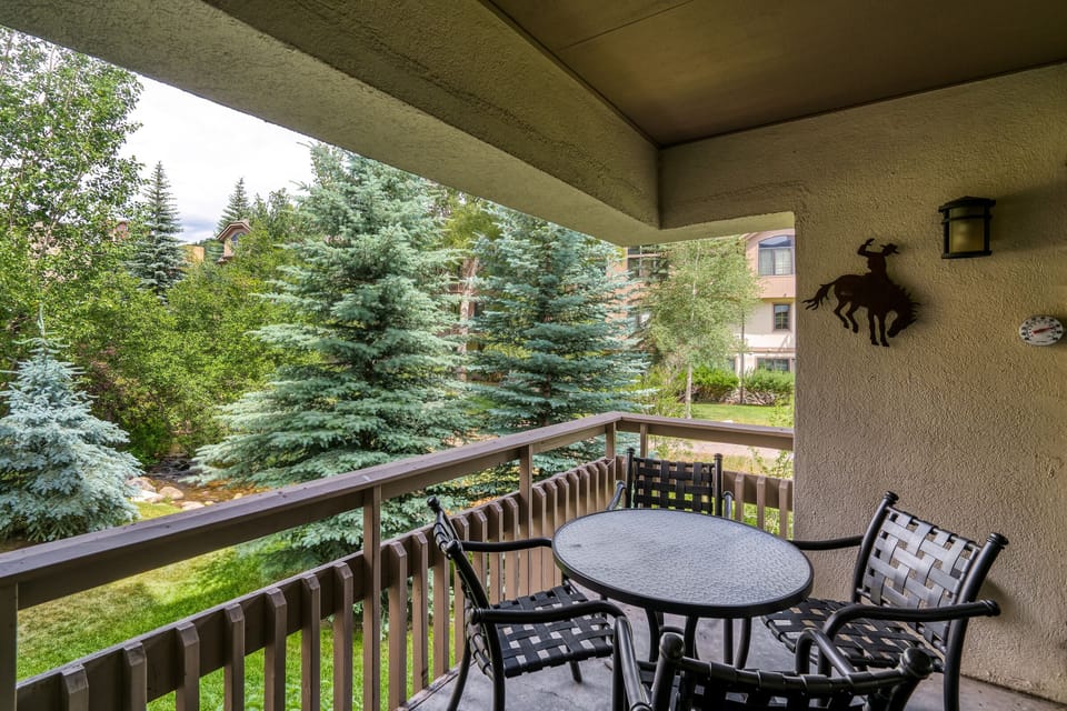 Deck Seating Area