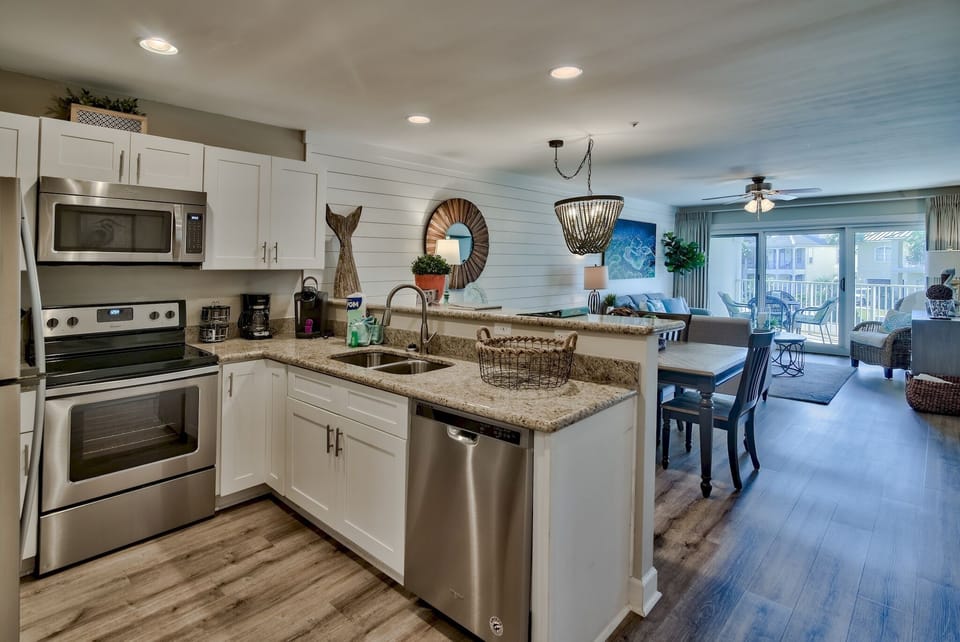 Kitchen/dinning 