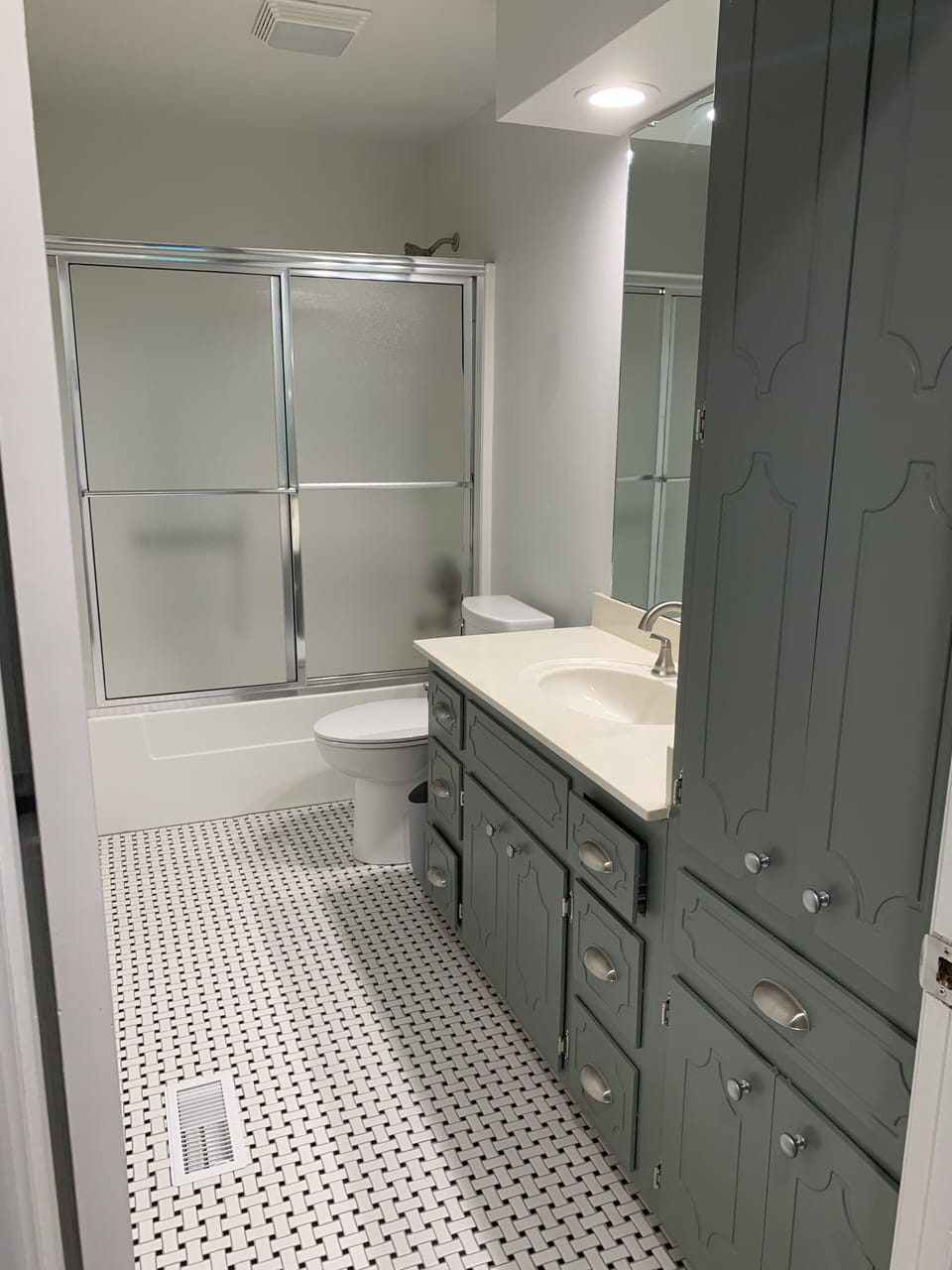 Hall bath