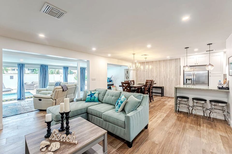 Open floor plan and ample seating throughout