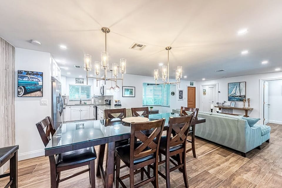 Dining room with seating for 8