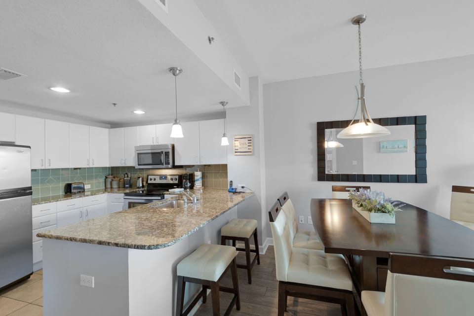 Dining table and eat-in bar