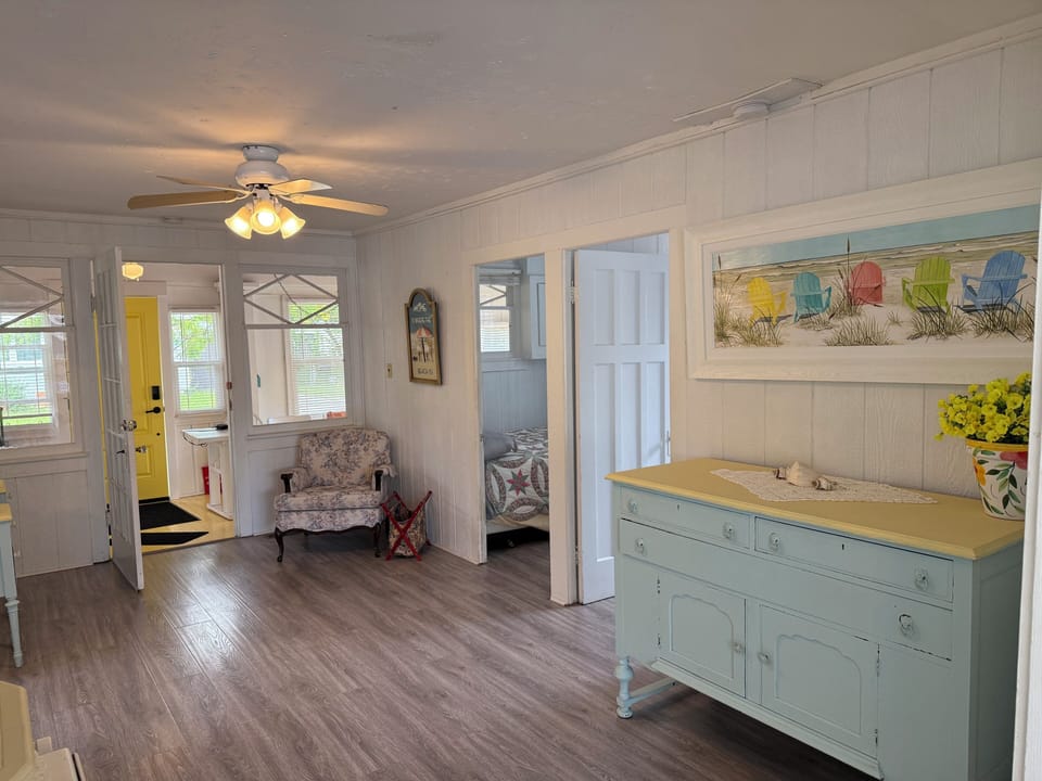 Entrance as you walk into the Cottage, which is very wide.