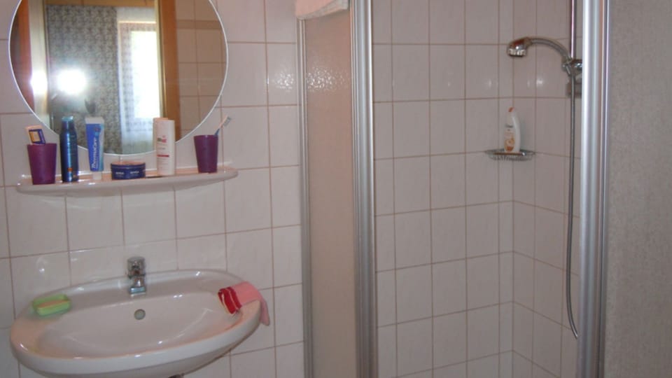 Doppelzimmer 2 - Haus Gertraud Brand Apartment in Upper Austria