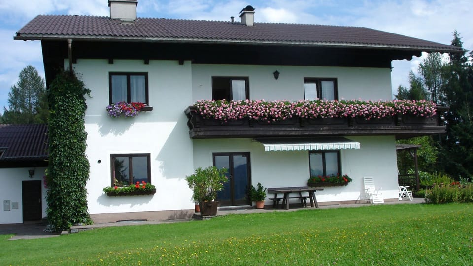 Dreibettzimmer 1 - Haus Gertraud Brand Apartment in Upper Austria