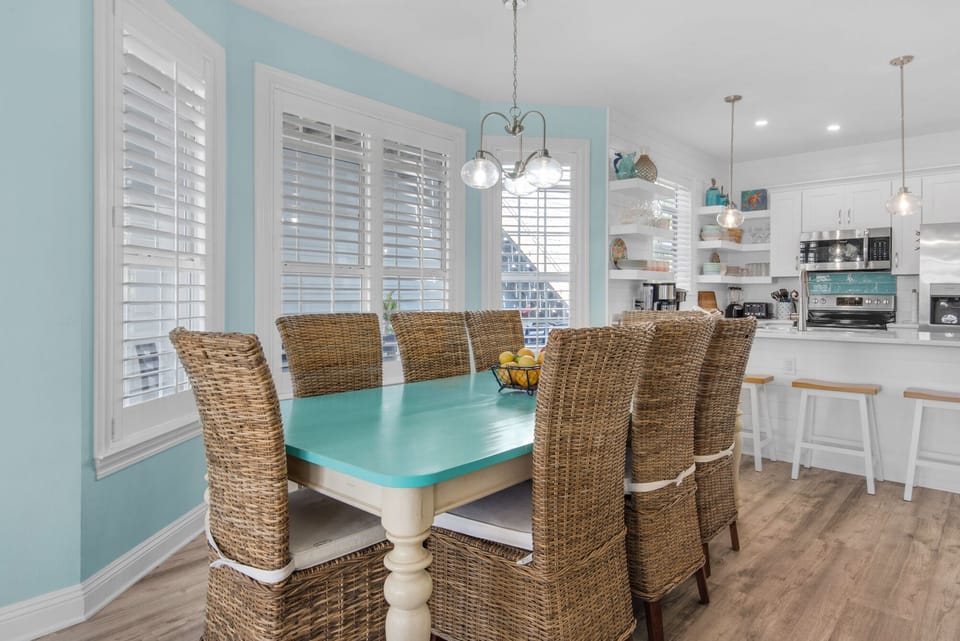 dining area in main house