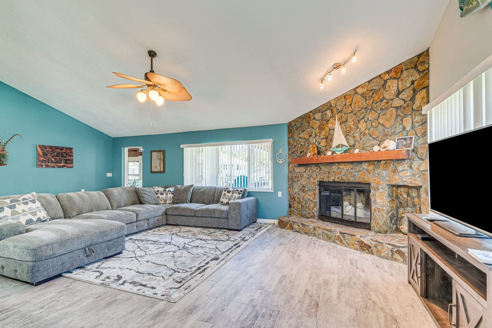 Homosassa Vacation Rental | 3BR | 2BA | Step-Free Access | 1,750 Sq Ft