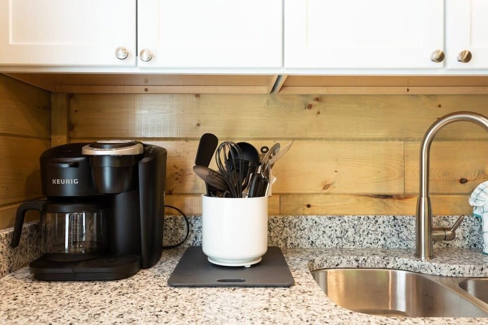 Amenities Including Keurig Regular Coffee Maker or K Cups!