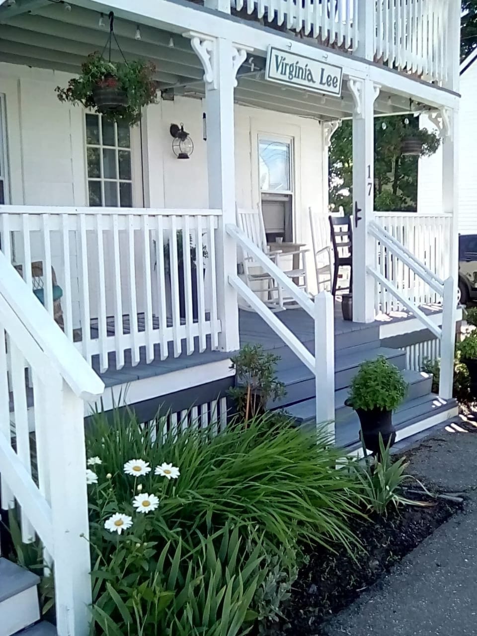 Lower cottage offers exclusive use of 1st floor front and rear porches.