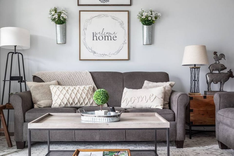 Spacious open-concept living room with a queen sofa bed for extra comfort! 🛋️🌟