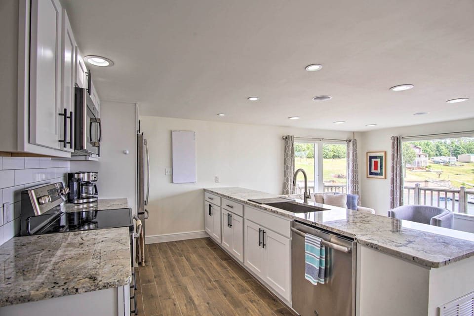 Fully Equipped Kitchen | Toaster Oven