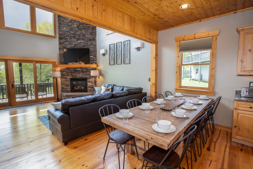 Banquet Style Dining Table seats 10 Guests!