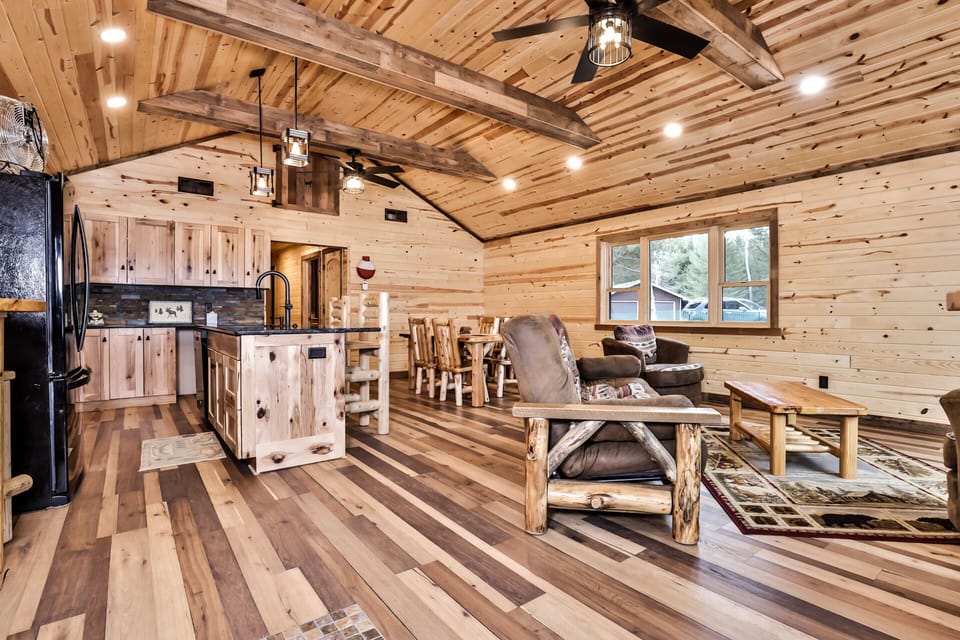 Charming spacious open concept living/dining space