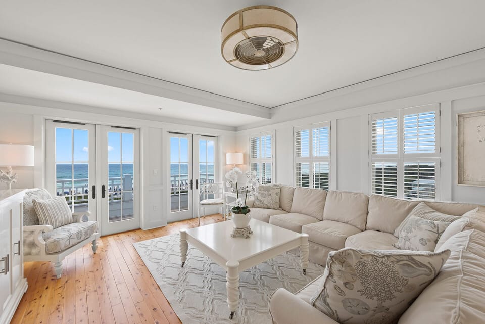 Third Floor: Living Area