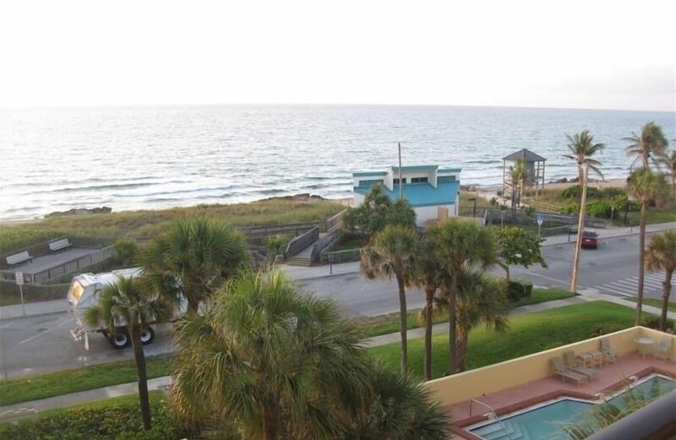 Beach Court Yard and Pool View