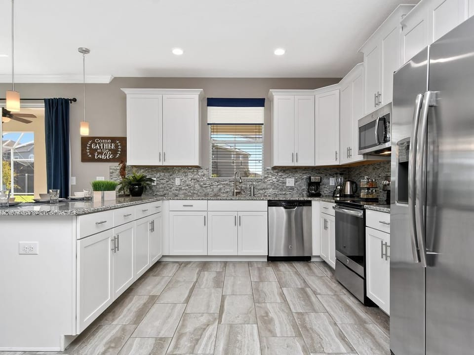 Show off your Culinary Skills in the Fully Equipped Kitchen